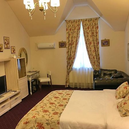 Vila Elat Chişinău Esterno foto